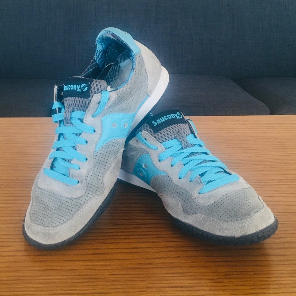 Saucony Women's Sneakers Size 9